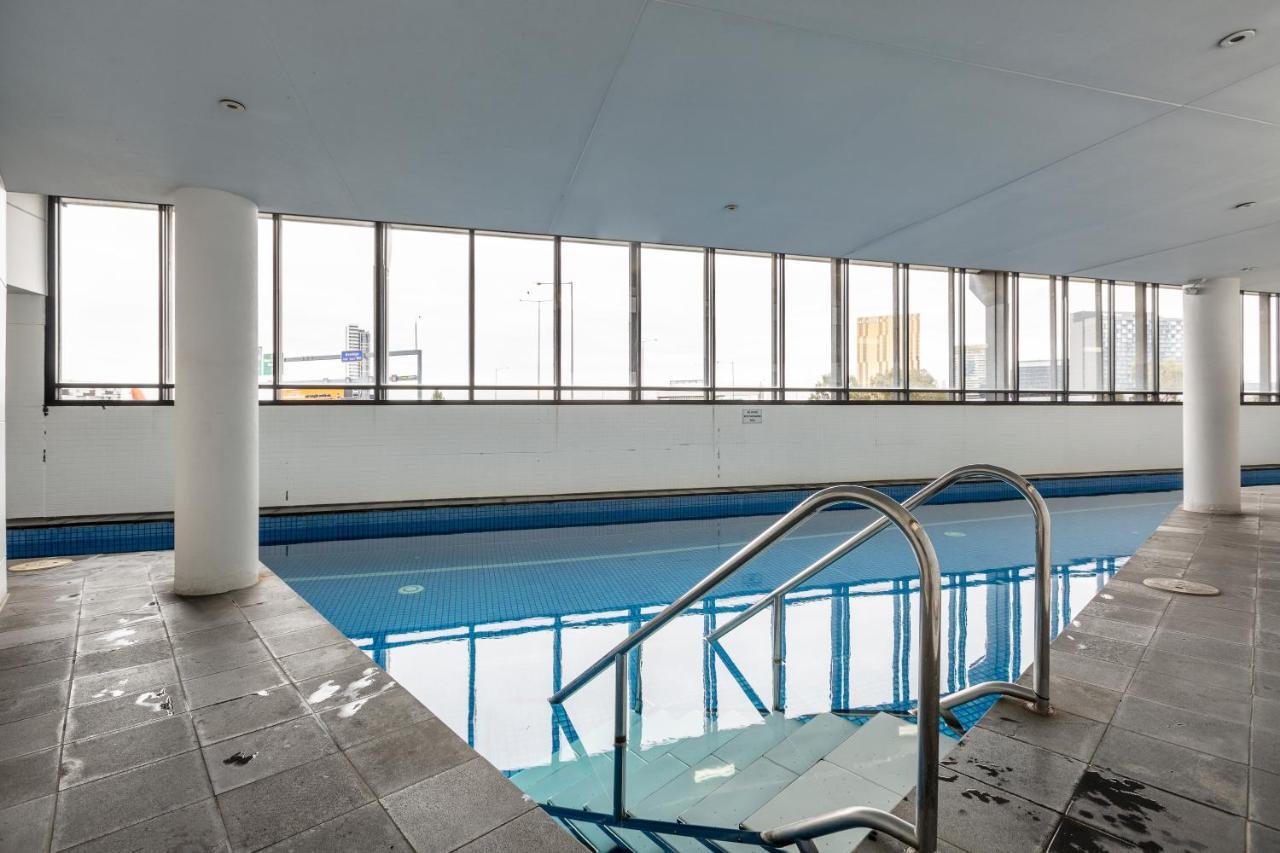 ☆Of Southbank☆Light Filled Apartment☆Huge Private Terrace With City Views☆Parking☆Pool☆Gym☆Wifi Ville de Ville de Melbourne Extérieur photo